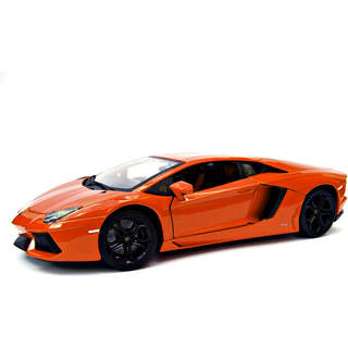 Bburago Plus Lamborghini Aventador LP 700-4 1:18 oranžová metalíza